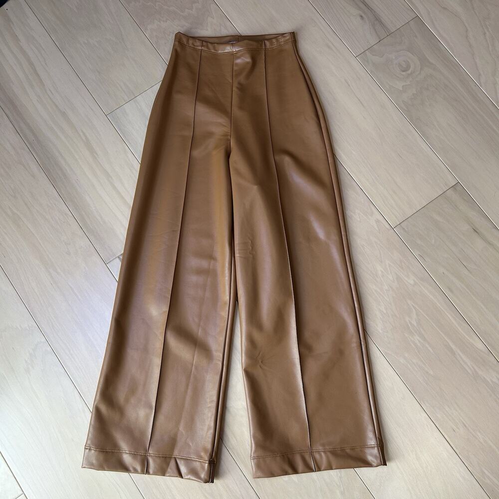 Ripley Rader Vegan Leather Culottes Cropped Wide Leg Pant Women’s 1 - XS